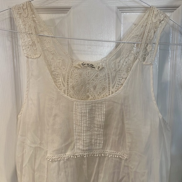 🖤 Vanilla Star white crochet tank top with pockets size medium - Picture 2 of 10